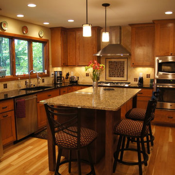 Sabaka Trail Kitchen and Dining Room