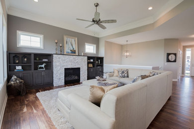 Arts and crafts living room photo in Minneapolis