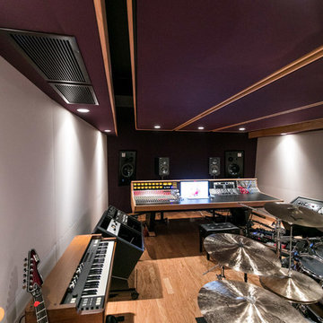 Recording studio/Kids Basement