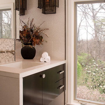 Private Wine Bar and Bathroom
