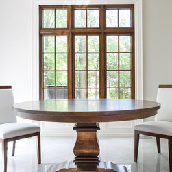 Queens Table - Products