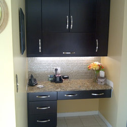 Maple Espresso on Summit - Kitchen Cabinetry