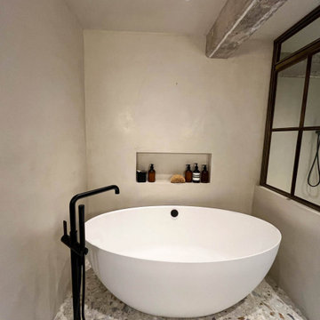 Plaster Bathroom Finishes
