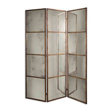 Dressing room/Walkin closet