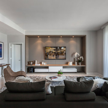 Carbonell, Brickell Key - Modern, Sophisticated & Practical Vacation Condo