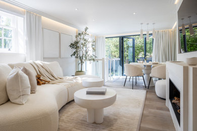 Inspiration for a modern living room in Cardiff.
