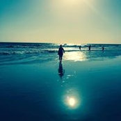 Deborah Flores's photo