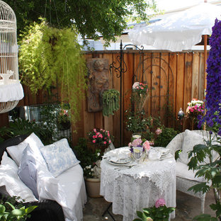 サンフランシスコのシャビーシック調のおしゃれなテラス・中庭 (日よけなし) の写真