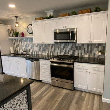 Transitional Makeover for a Bi-level
