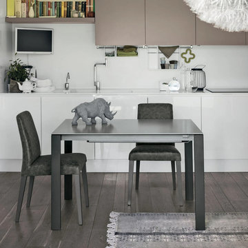 Sole 110 extending kitchen table by Target Point