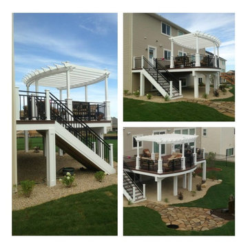 Curved Deck with Pergola
