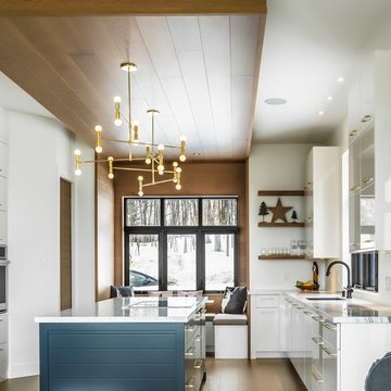 Custom Transitional Kitchen - Glossy White Polymer & Blue HDF