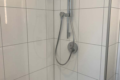 Inspiration for a contemporary bathroom remodel in New York