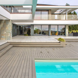 UltraShield&reg; by D&eacute;co - Deck Tiles And Planks