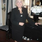 Carole Roach's photo