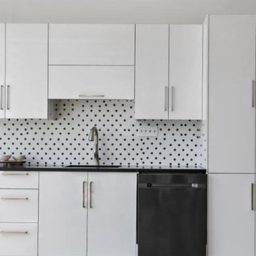 Sleek and Sophisticated High-Gloss Kitchen