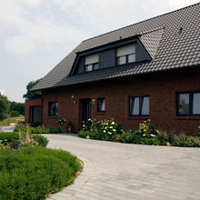 Einfahrt / Vorgarten