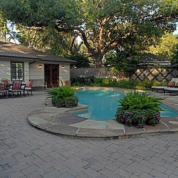 5627 Chevy Chase 77056, Gryphon Builders Home Remodel