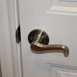 637 Perry Lane - Door Levers