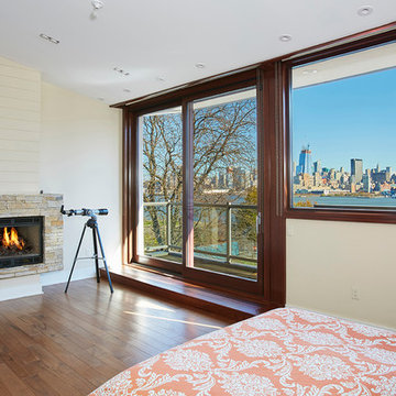 URBAN ARCHITECTURAL MASTERPIECE WITH DIRECT NYC VIEWS