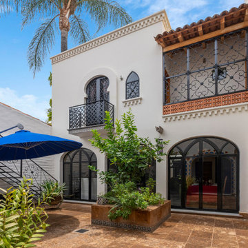 Villa Andalucia - Andalusian Style Courtyard with Balconies