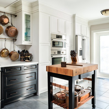 Vintage Beach Home - Dream Art Deco Kitchen