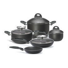 pots pans miss