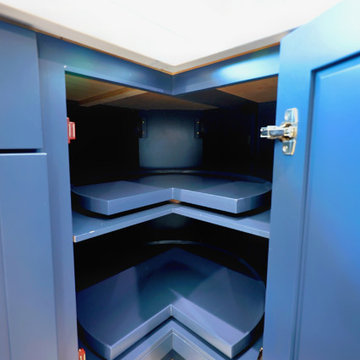 Affordable Navy Blue Shaker RTA Kitchen Cabinets | The Cabination