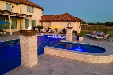 Example of a minimalist pool design in Oklahoma City