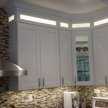Kitchen Undercabinet Lighting