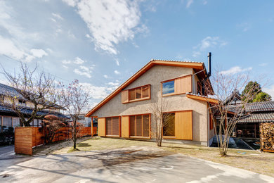 他の地域にある和風のおしゃれな住まいの写真