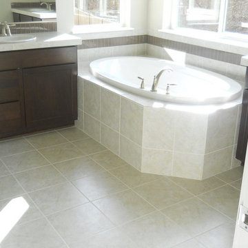 Bathroom with Tub