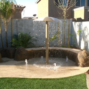 75 Beautiful Coastal Water Fountain Landscape Pictures & Ideas | Houzz