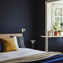 Girl's room