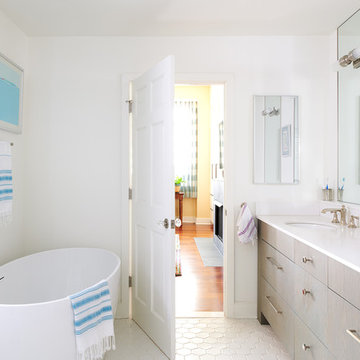 Old City, Philadelphia: Condo Master Suite