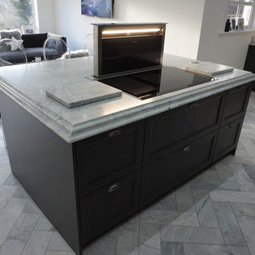 Solid Oak Caneo Grey Shaker Bolero kitchen
