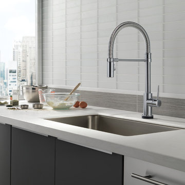 Trinsic® Pro Single Handle Pull-Down Kitchen Faucet