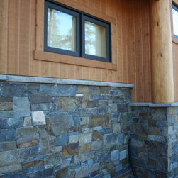 Chief Cliff Ledge Stone - Siding And Stone Veneer