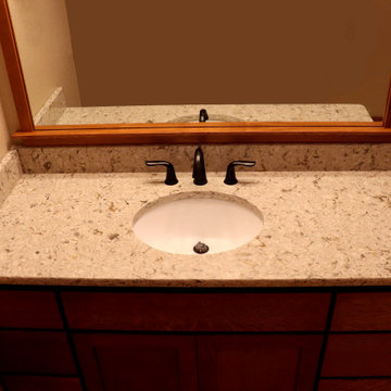Windermere Quartz- Traditional Master Bathroom