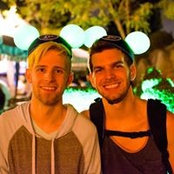 Josh Toths foto