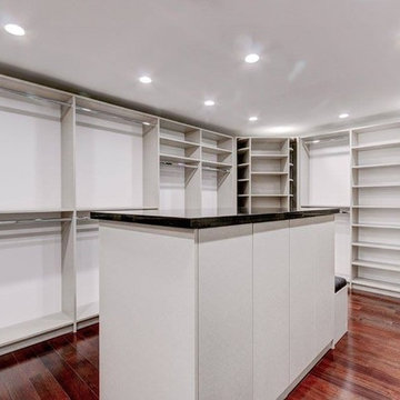 Coral Gables Stanning Closet - by - The Revolving Closet Organizer