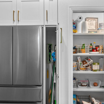 Smart Storage Solutions with Custom Cabinetry