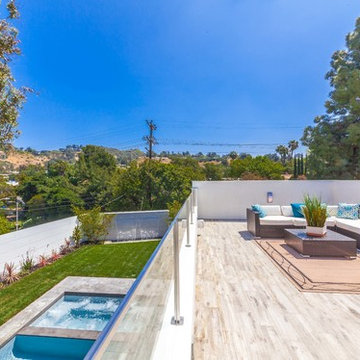 2017 Gorgeous Modern Home