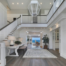 Foyer Favorites