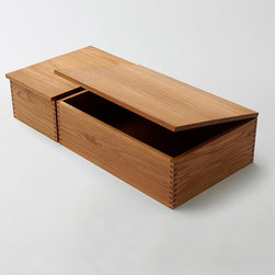 MARCH Worktables - Kitchen Islands And Kitchen Carts
