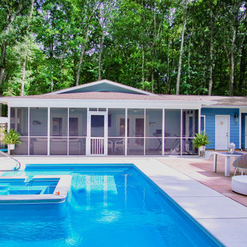 Backyard Pool and Screened Porch Retreat