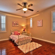 Shaynas room