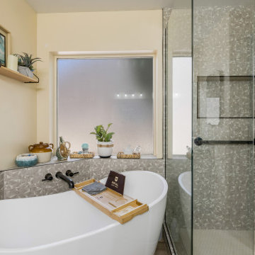Jordan & Rachel’s Master Bathroom Overhaul