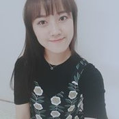 Minyoung Hwangs foto