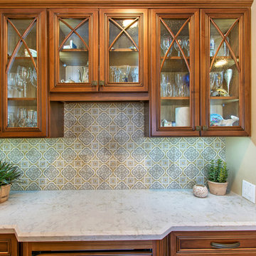 Wine bar off Dining Room